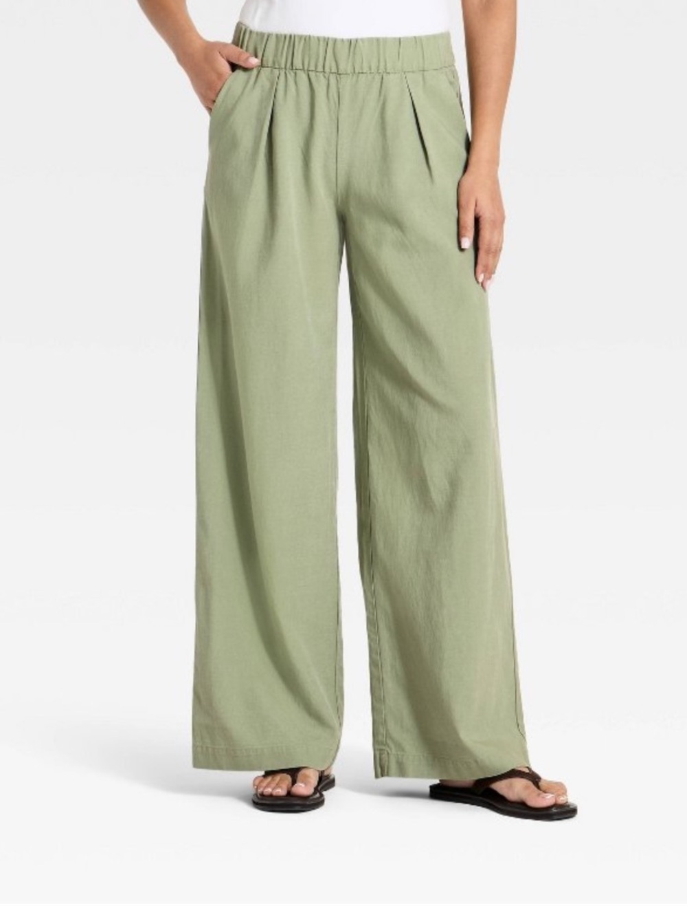 Women’s mid rise wide leg pants